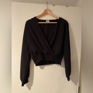 Wilfred Black Long Sleeve V Neck Crop Blouse Size Small